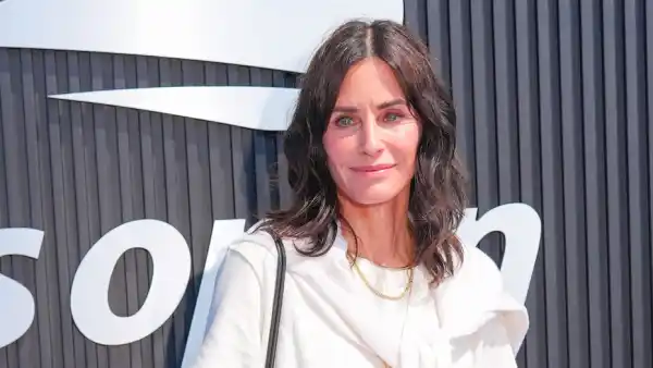 GettyImages-2171030187-Courteney-Cox