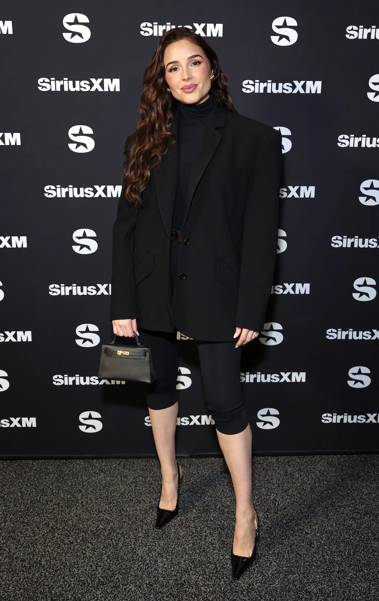 GettyImages-2198048817-Olivia-Culpo-Hospital-Bag