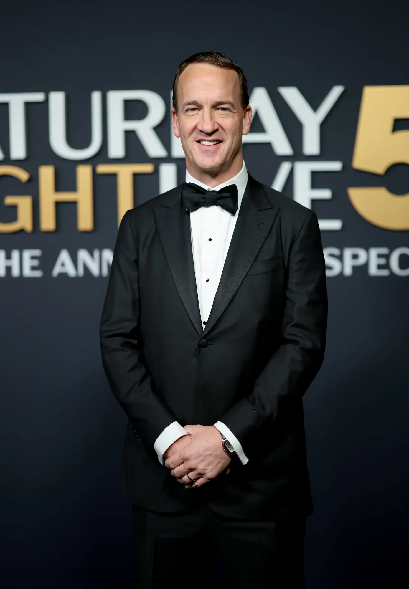 Feature GettyImages-2200055843 Peyton Manning SNL 50