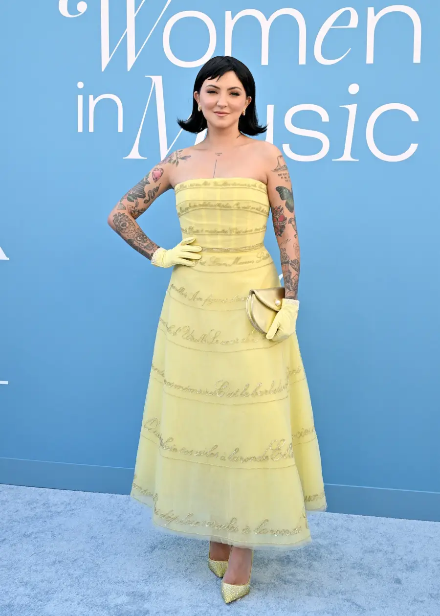 Celebrities Speak Out About Growing Body Hair: Bachelor’s Bekah Martinez, Emily Ratajkowski, More