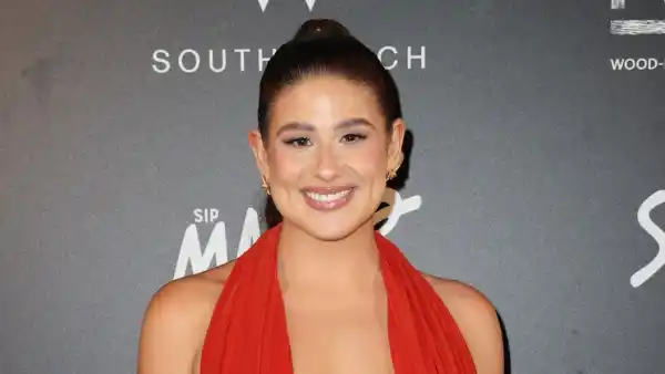 Remi Bader Shows Off a Cheeky Thong Bikini After Weight Loss Surgery