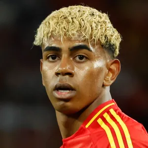 Feature GettyImages-2218916374 Lamine Yamal 2025