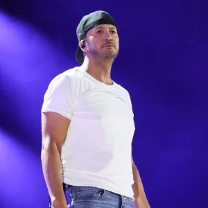 GettyImages-2219266867 Luke Bryan Reacts to Having Ball Thrown in Face.jpg