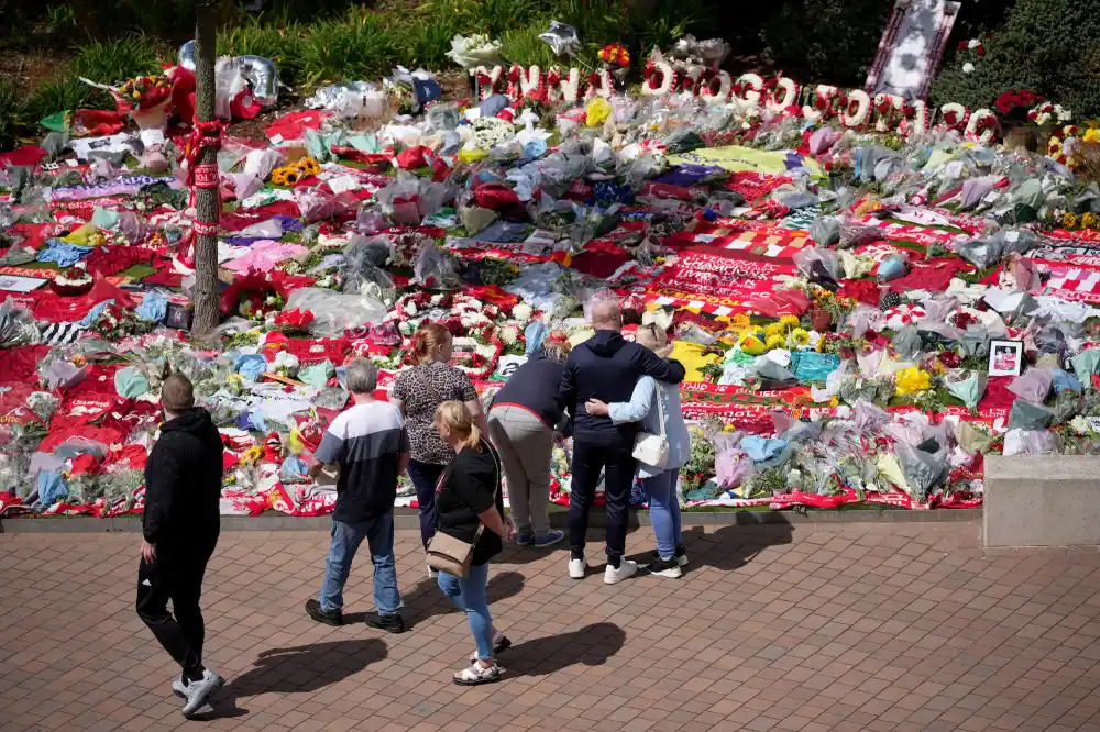 GettyImages-2223925927 Diogo Jota Tribute