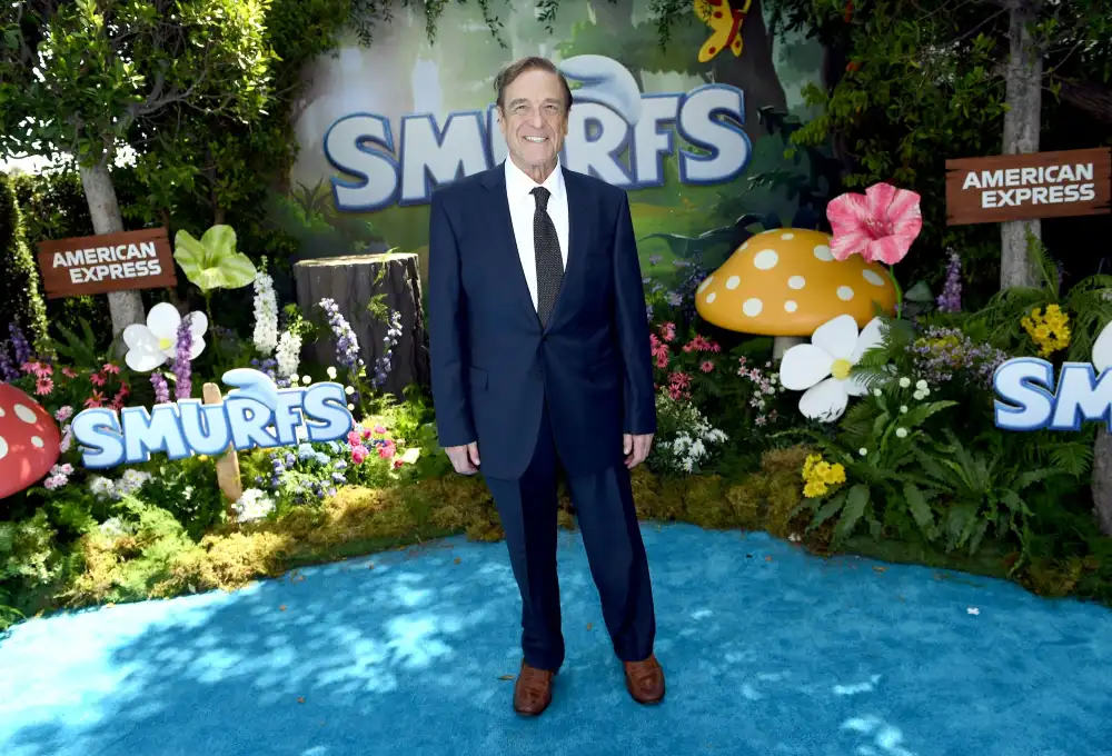 GettyImages-2224984652 John Goodman Flaunts Impressive 200-Lb Weight Loss at Smurfs Premiere