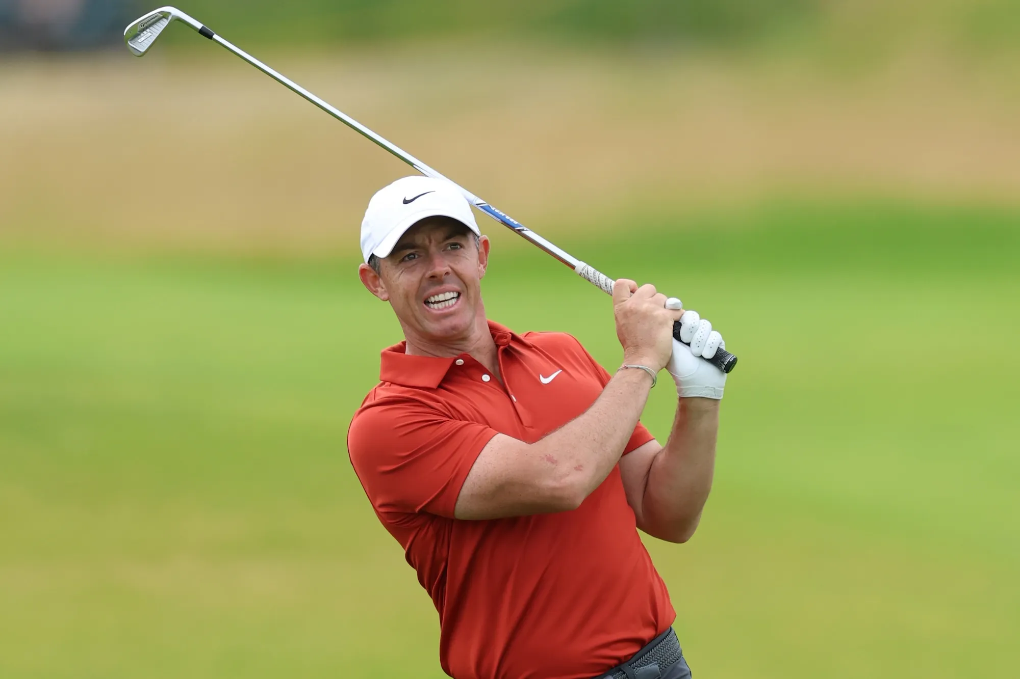 Rory McIlroy Says It's 'Ridiculous' He Hit 2 Golf Balls at Once