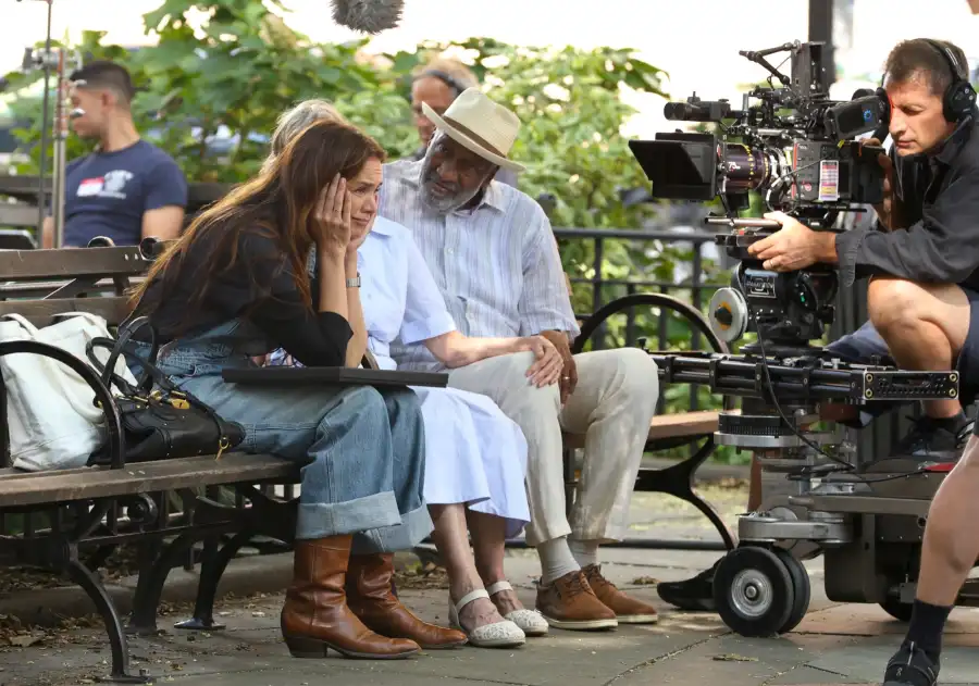 GettyImages 2225785566 Katie Holmes and Joshua Jackson Reunite for Happy Hours.