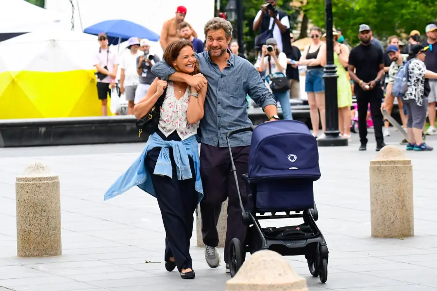GettyImages 2227024049 Inside Katie Holmes and Joshua Jackson Filming Happy Hours