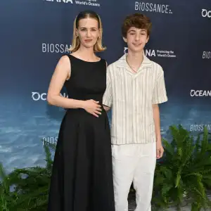 GettyImages-2227186567-January-Jones-Makes-Rare-Appearance-With-Son-Xander-at-SeaChange-Event