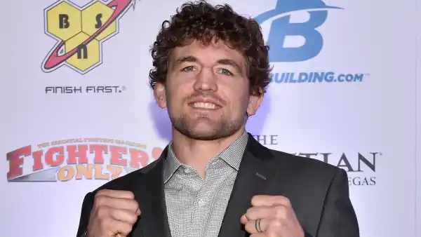 UFC's Ben Askren Says He 'Died 4 Times' Due to Severe Pneumonia