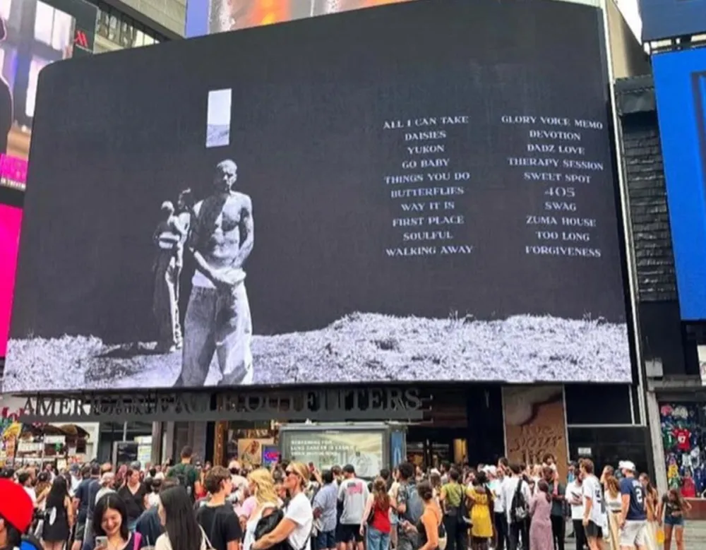 Hailey Bieber Supports Justin Bieber s New Album Slams Rumors of Marriage Woes Losers