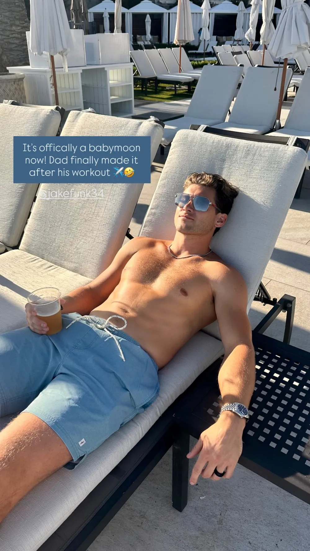 Hannah-Ann-Sluss-Gearing-Up-to-Welcome-1st-Baby-in-Football-Season