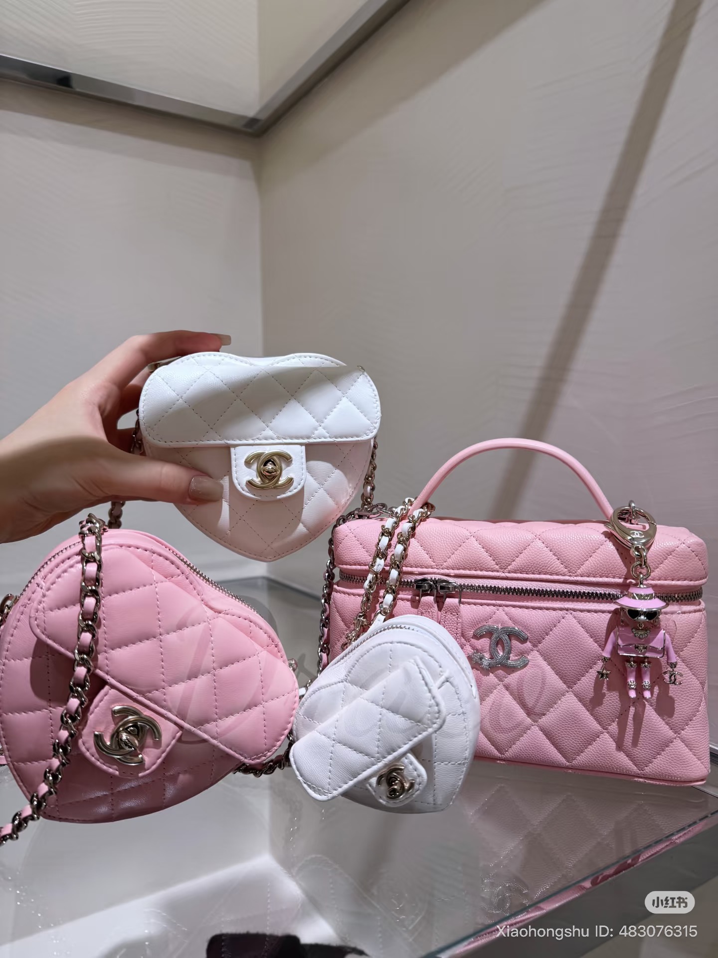 chanel heart bag,chanel heart bag pre-fall winter 2025/26 25b
