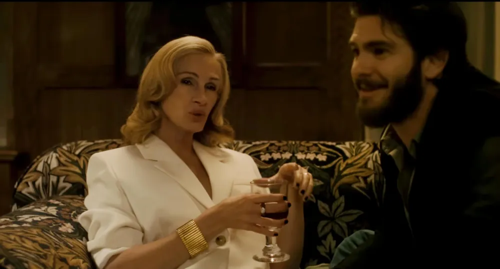 Julia Roberts Stuns in After the Hunt Trailer Everything to Know About the Movie 001