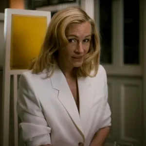 Julia Roberts Stuns in After the Hunt Trailer Everything to Know About the Movie 002