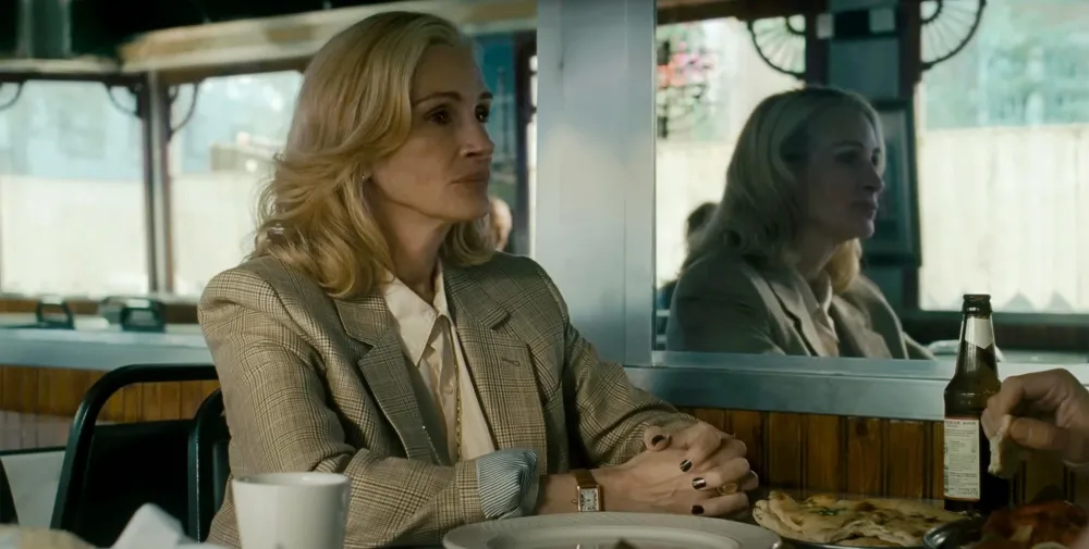 Julia Roberts Stuns in After the Hunt Trailer Everything to Know About the Movie 003