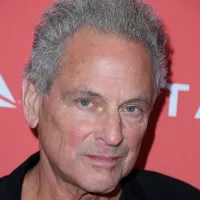 Lindsey Buckingham Bio GettyImages-912821716