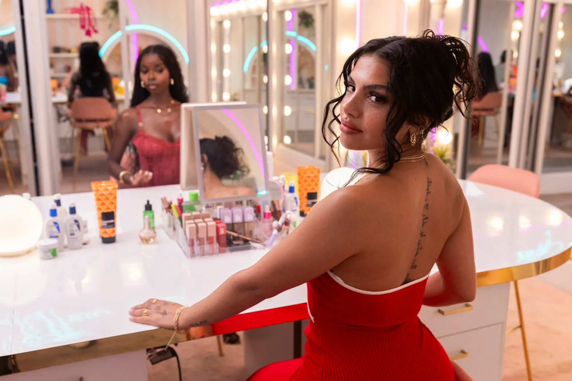 Love-Island-Huda-NUP_207595_04070_lowRes