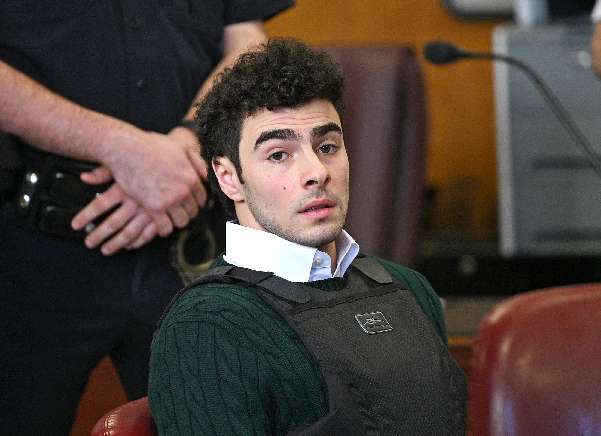 Luigi Mangione Prosecutors Accused of Fraudulently Gaining Access to His Medical Records