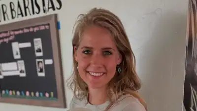 Lydia Plath s Family Had to Share 1 Shower Would Hop in the Pool Instead