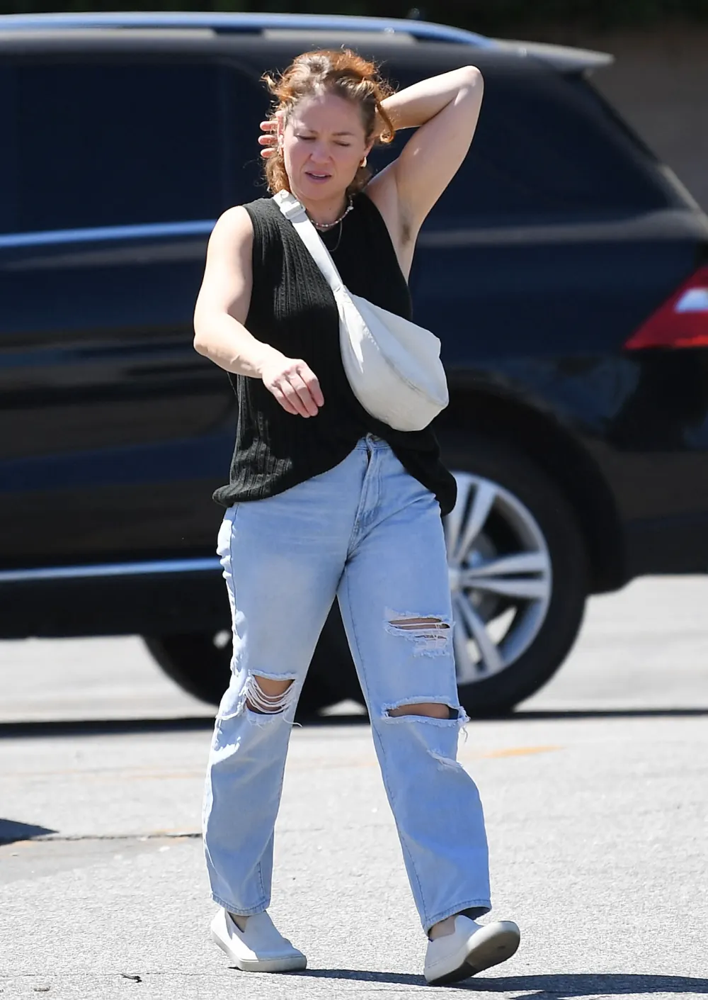 EXCLUSIVE: *NO WEB UNTIL 945PM EDT 15TH JULY* Erika Christensen favors the natural look as she steps out flaunting unshaven armpits 25 years after her breakout role in 'Traffic'
