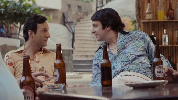 Chespirito y Carlos Barragán en la bioserie de Chespirito