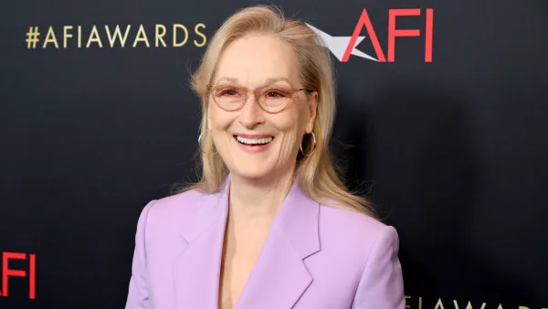 Meryl Streep’s Trench Coat Is Giving Major Editor in Chief Vibes – Get the Look for $50