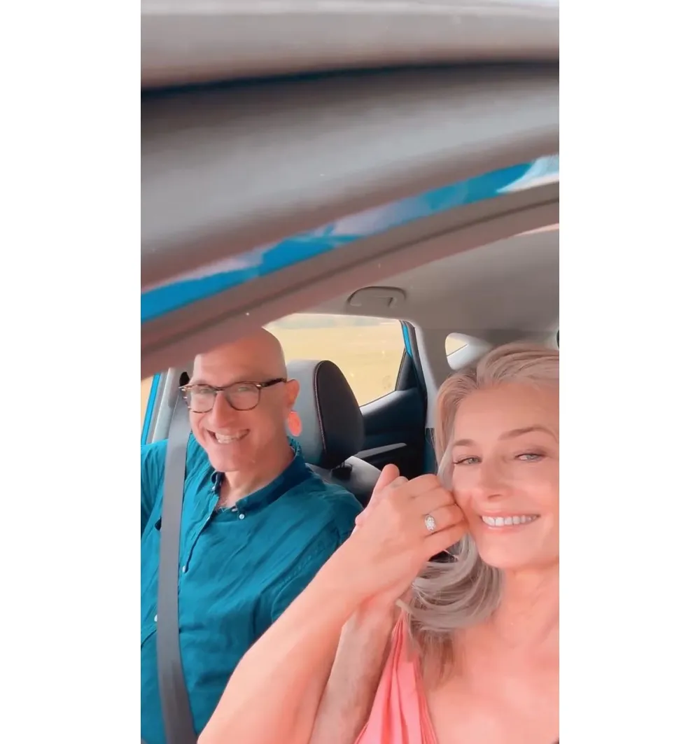 Paulina Porizkova Shows Off New Engagement Ring From Jeff Greenstein 004