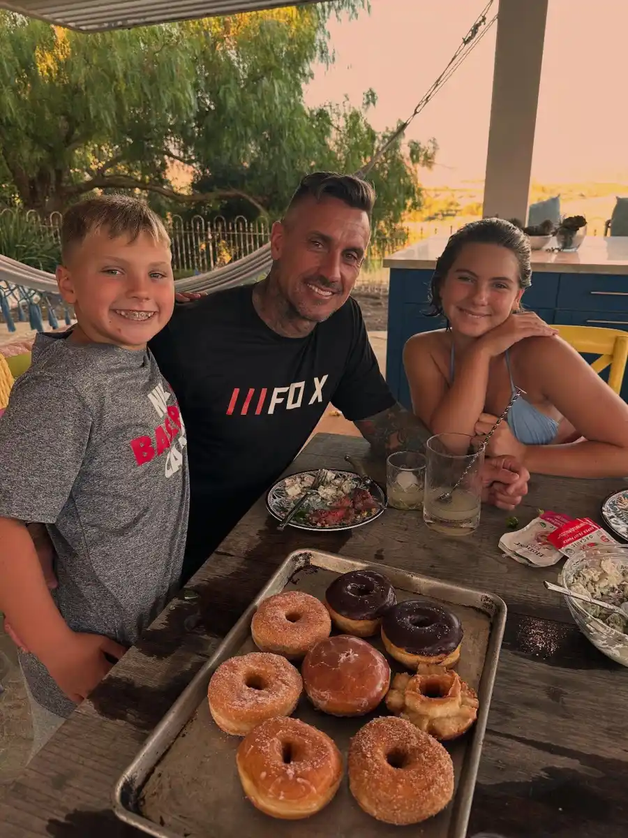 Pink-Shares-Rare-Photo-of-Kids-to-Celebrate-Husband-Carey-Harts-Birthday