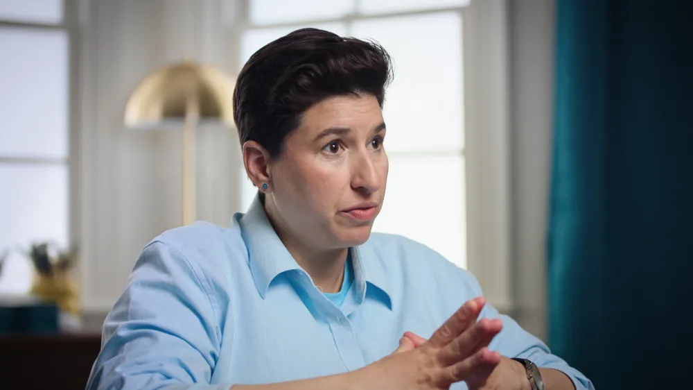 Shiny Happy People Season 2 Recap