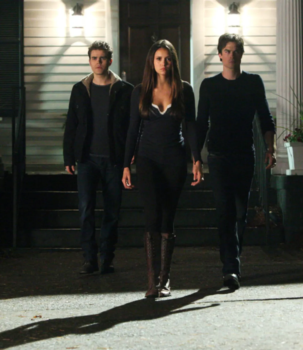 THE VAMPIRE DIARIES, l-r: Paul Wesley, Nina Dobrev, Ian Somerhalder in 'Stand By Me' (Season 4, Epis