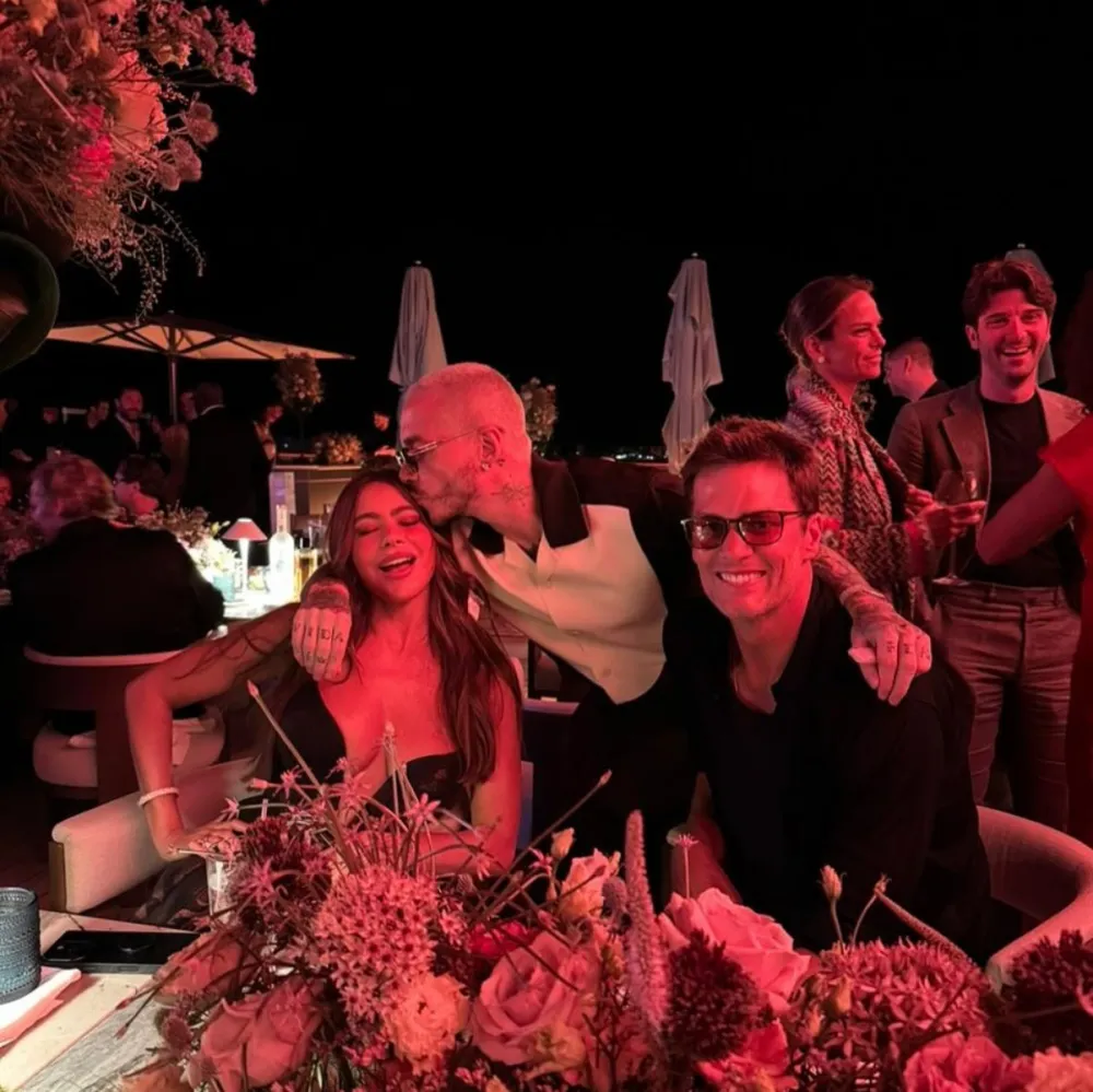 Tom Bradys Rep Slams Rumor That Sofia Vergara Is Too Old for Athlete to Date