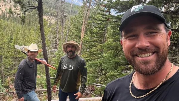 Travis Kelce Instagram Taylor Swifts Brother Austin Swift Hangs Out With Travis Kelce and Jason Kelce