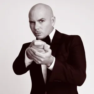 Pitbull celebra 10 años de sus disco más icónico: DALE