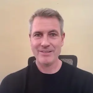 Who Is Andy Byron CEO at Coldplay Concert 007