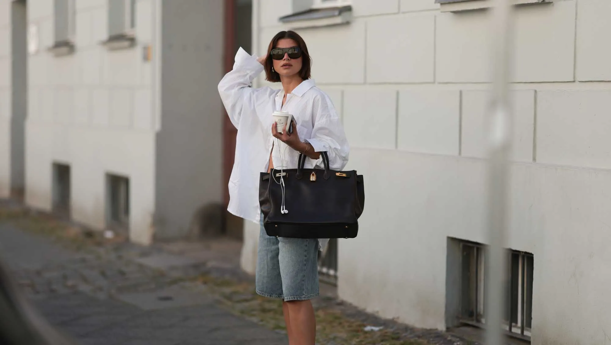 Celebrity-Looking Accessories