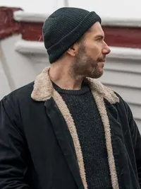 Dónall Ó Héalai and Hannah Brady in Boglands