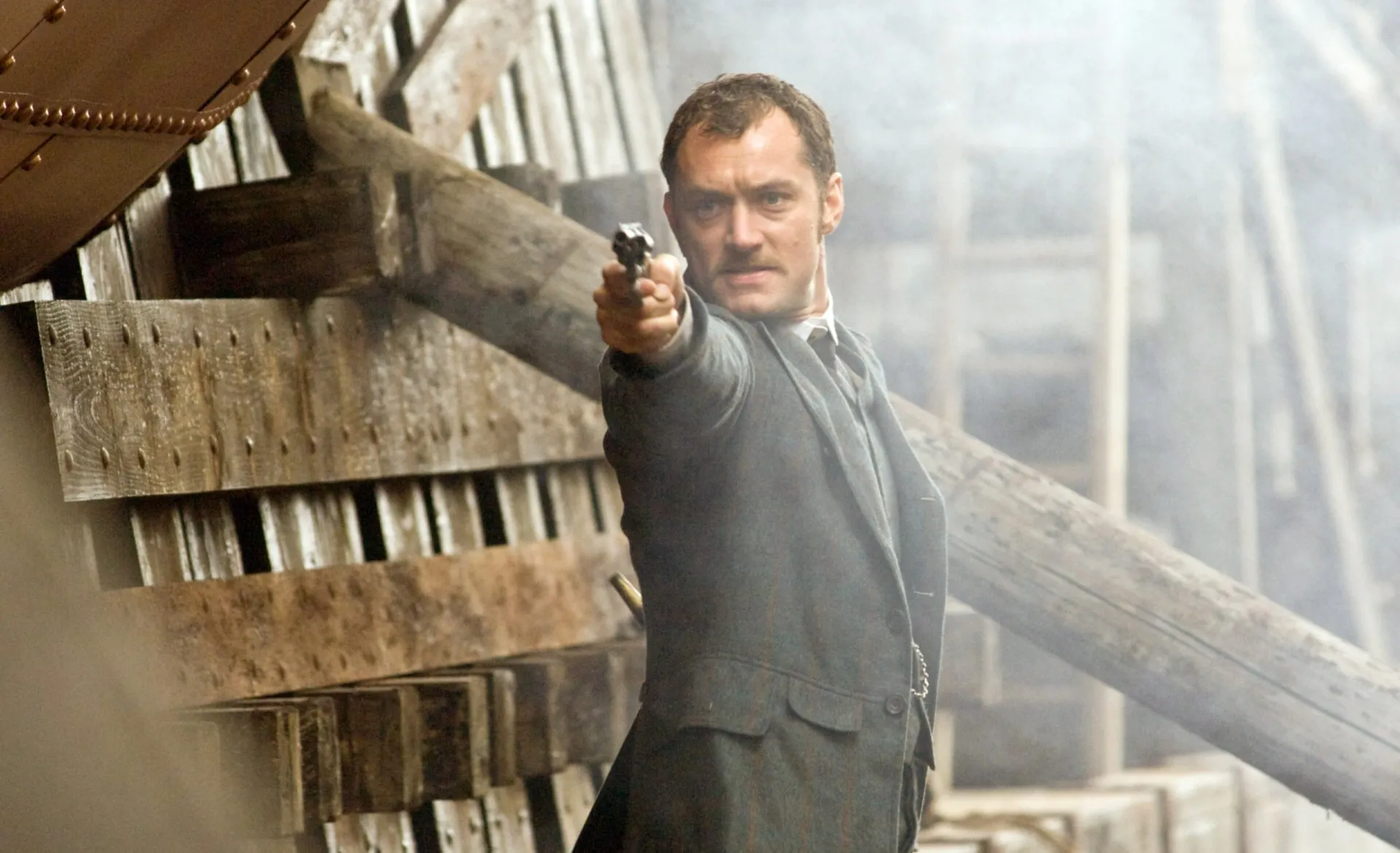 Jude Law in Sherlock Holmes
