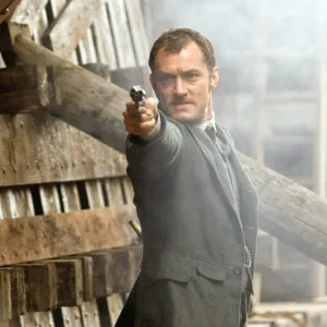Jude Law in Sherlock Holmes