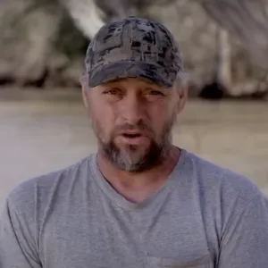 swamp people Junior Edwards Dies as Castmates Pays Tribute-2.jpg