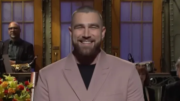 Travis Kelce Admits Hosting SNL Was Hard Because He Cant Really Read That Well