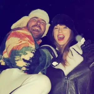 Travis Kelce Rare Offseason Photos With Taylor Swift Are a Total Win Had Some Adventures