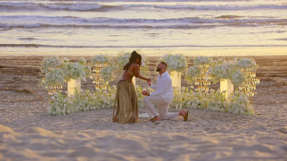 AD-and-Ollie-engaged-Love_Is_Blind_n_S8_E14_01_05_40_01R