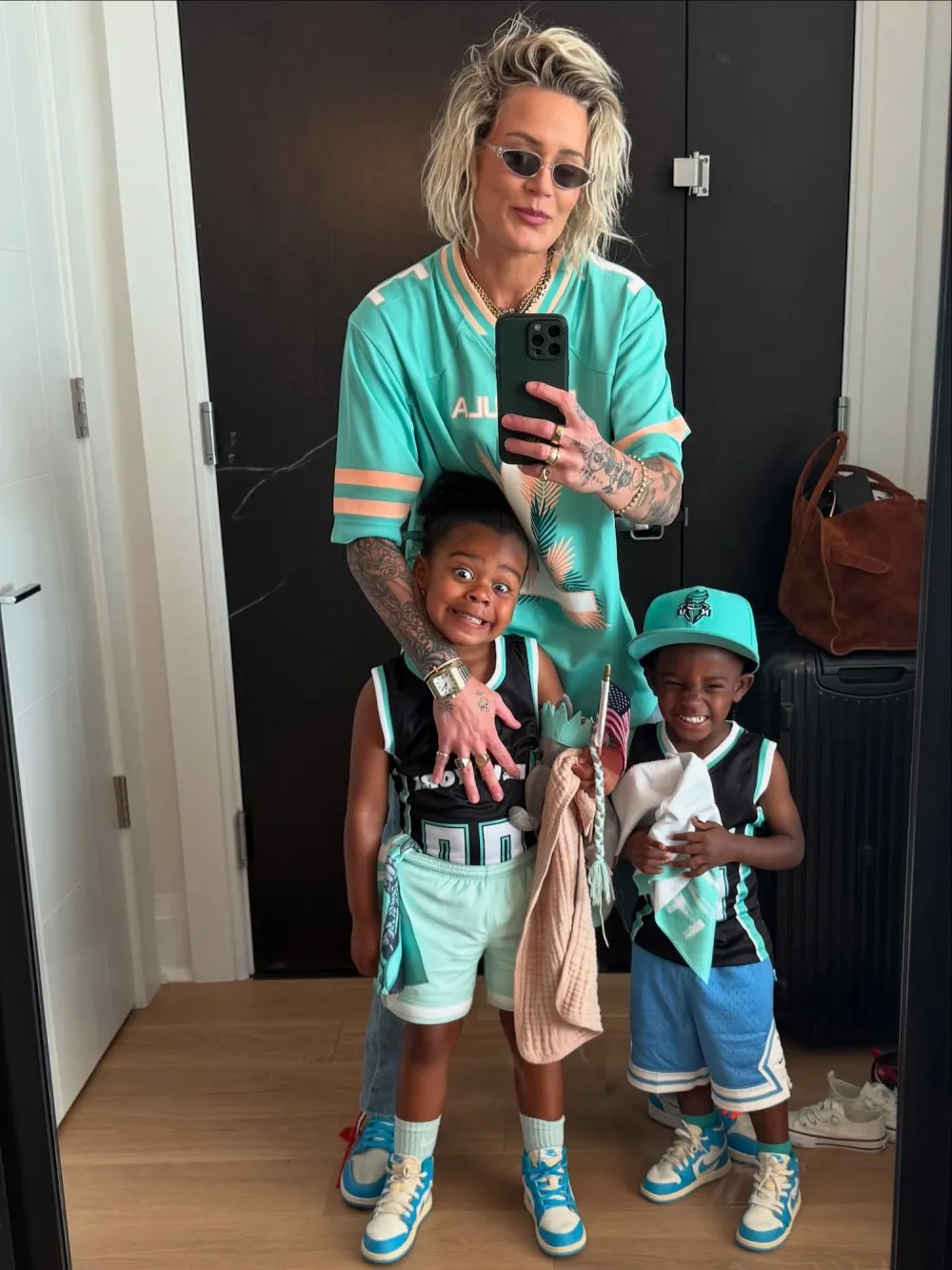 Ashlyn-Harris-and-kids-inline-6880613