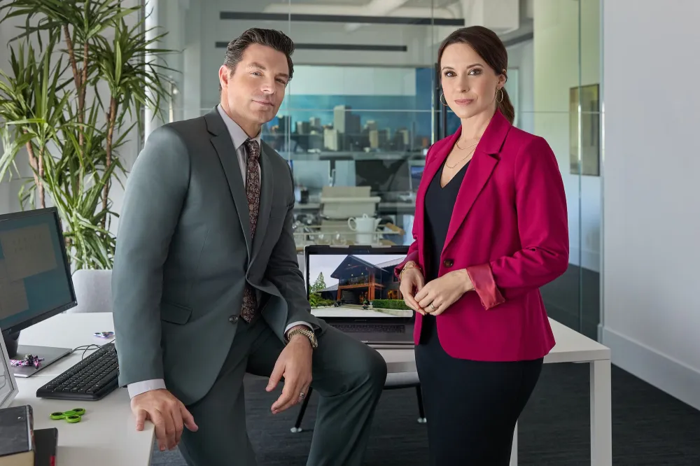 Brennan Elliott Praises Lacey Chabert for Help in Dark Times After Wife Death