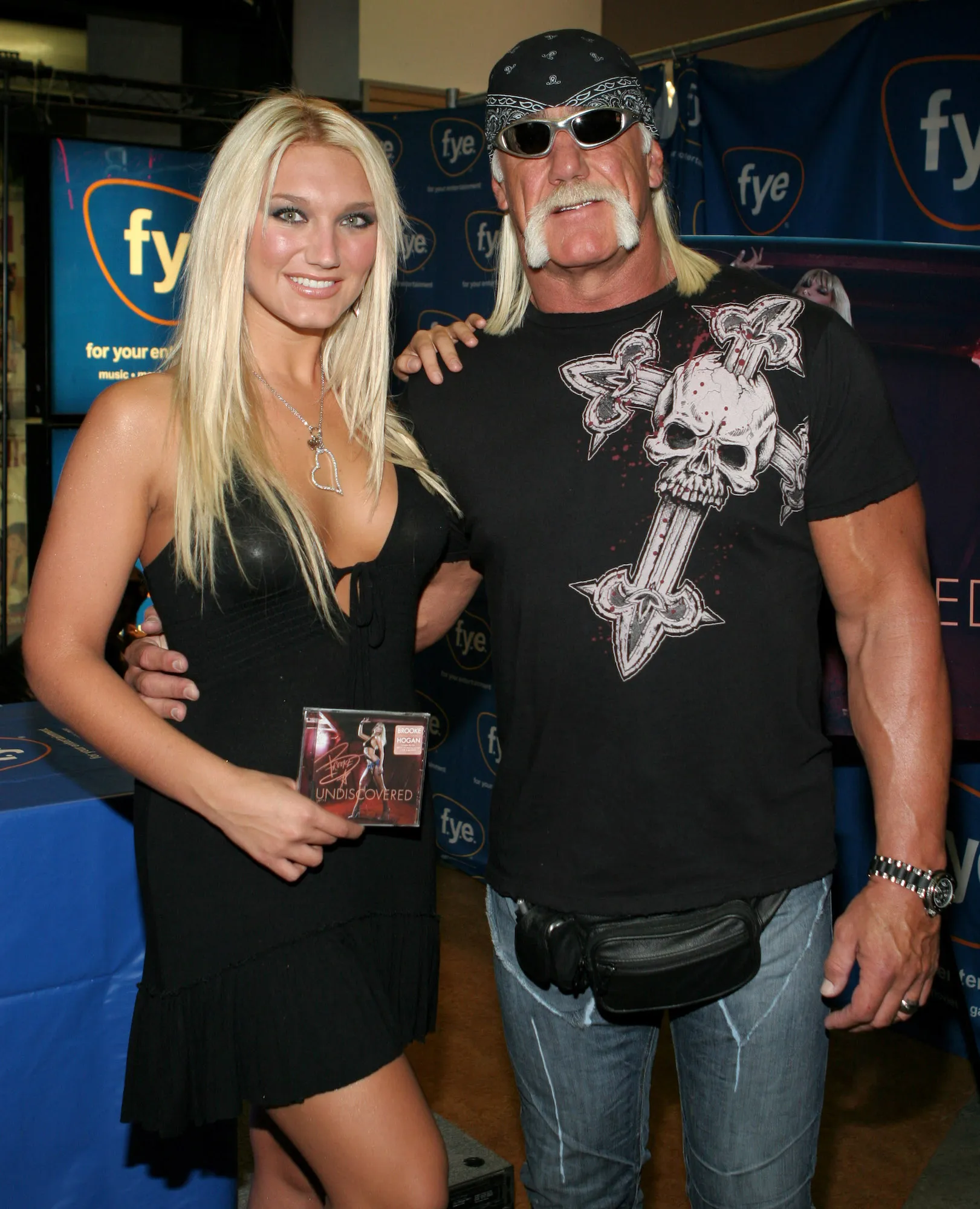 Brooke-and-Hulk-Hogan-GettyImages-117929128