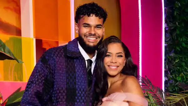 Bryan-and-Amaya-Love-Island-NUP_208277_00109