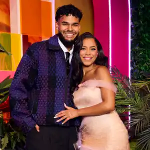 Bryan-and-Amaya-Love-Island-NUP_208277_00109