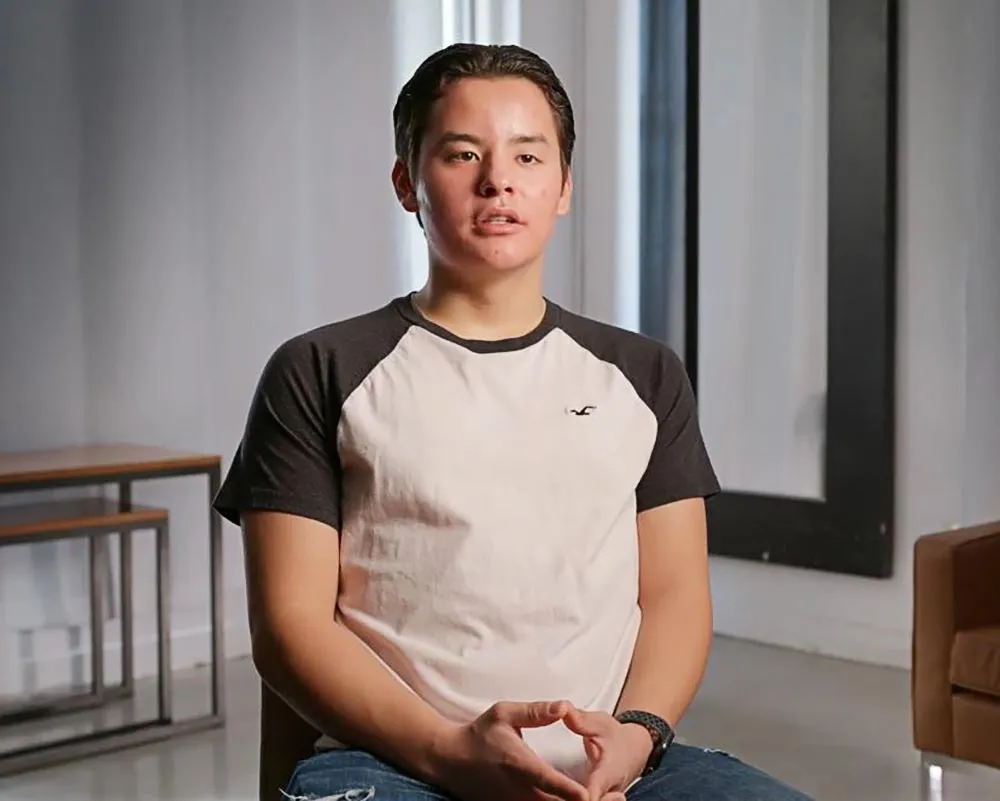 Collin Gosselin Confirms He and His Siblings Don t Speak I Very Much Wish That We Did 007