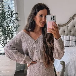 Christian Girl Fall Influencer Feels Pressure to Film New Videos